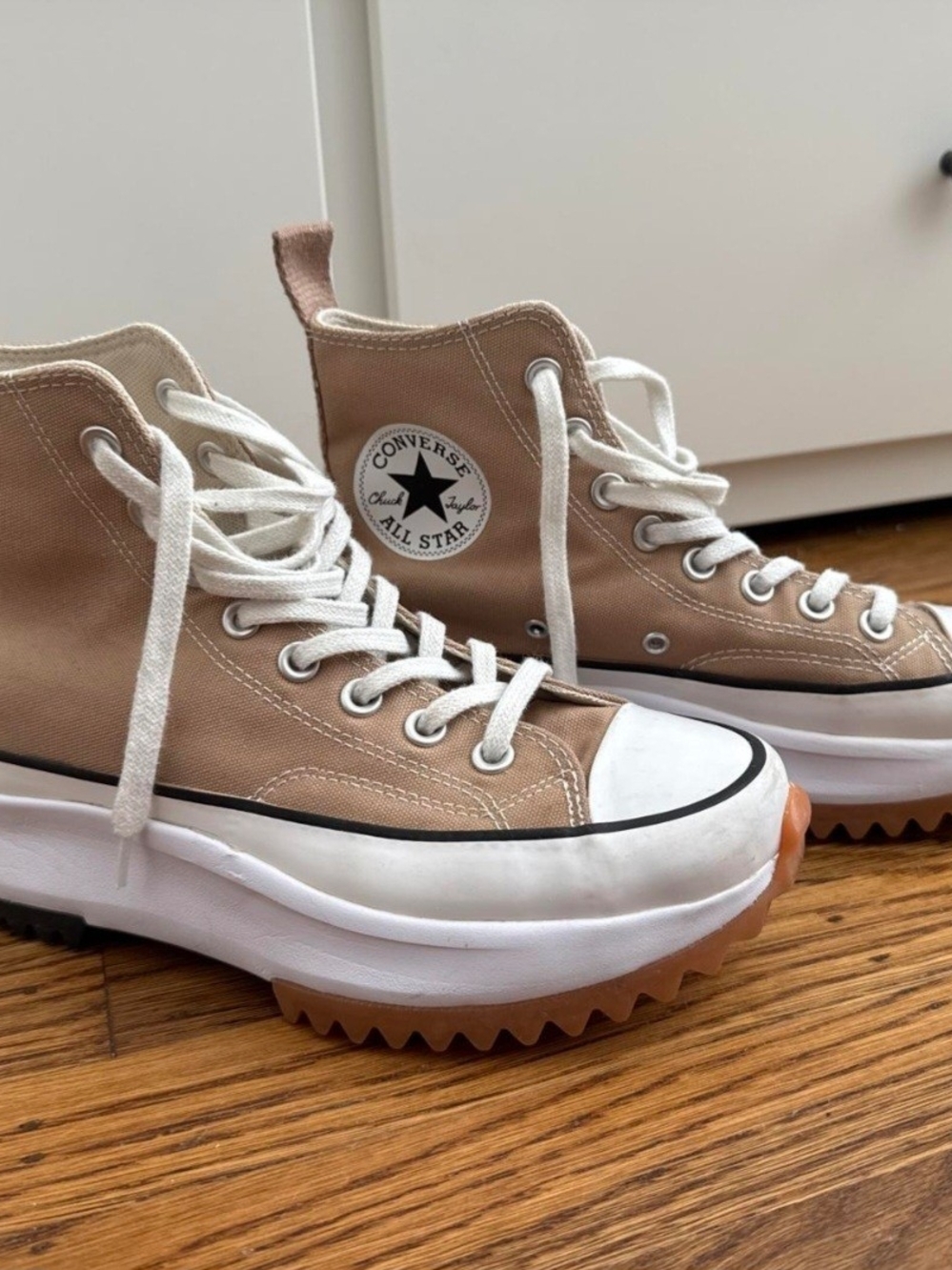 Converse RUN STAR Hike Platform High Tops Beige Brown